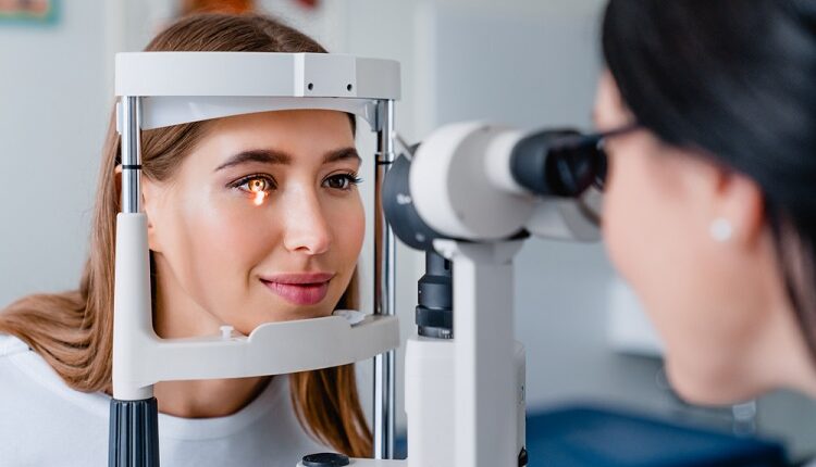 Ophthalmologist
